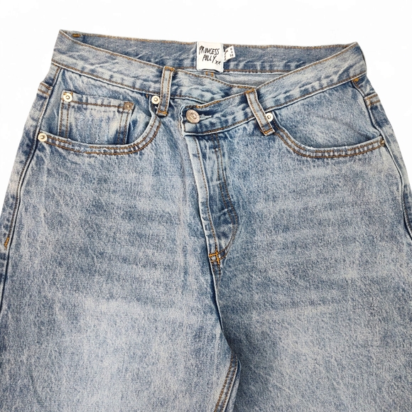 Princess Polly Holly Asymmetric Straight Leg Jean Light Wash Denim Womens Size 4 - Picture 6 of 9